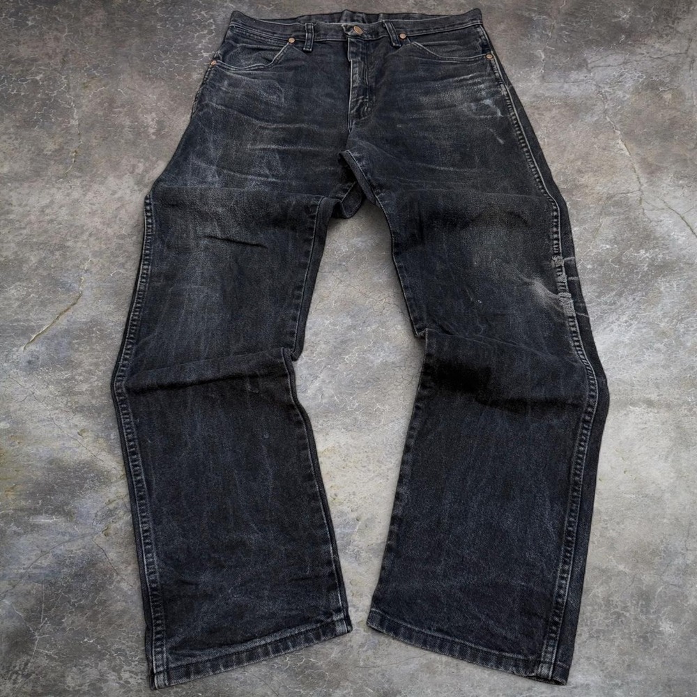 Wrangler Faded Distressed Black Jeans Men's Size 34x32.5 Thrashed Grunge Denim